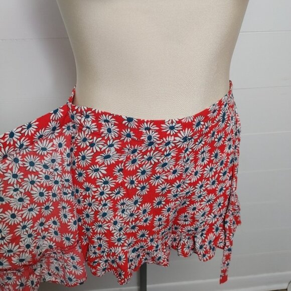 Zara wrap front ruffle daisy shorts size XS - Picture 5 of 12